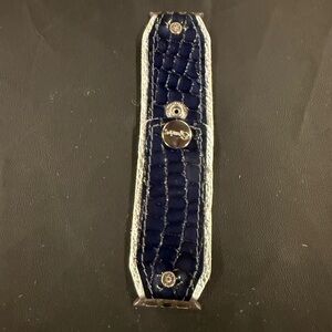 Elegant Navy and Silver Watch Strap